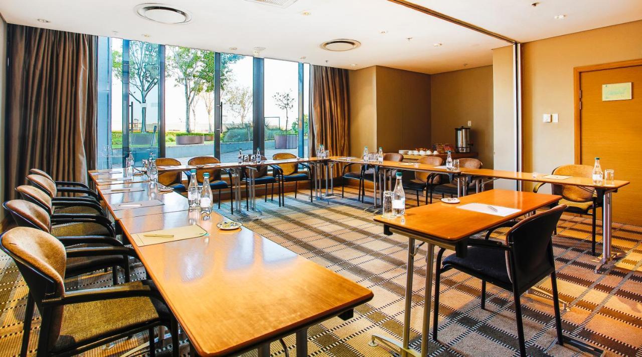 Rh Hotel Pretoria-Noord Zewnętrze zdjęcie